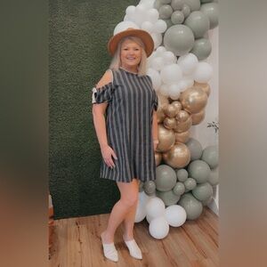 She + Sky size large blue white tan stripe cold shoulder mini dress bow sleeve